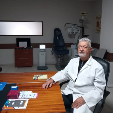 Op. Dr. KADRİ MUSTAFA ORAĞLI (Göz Hastalıkları Uzmanı)