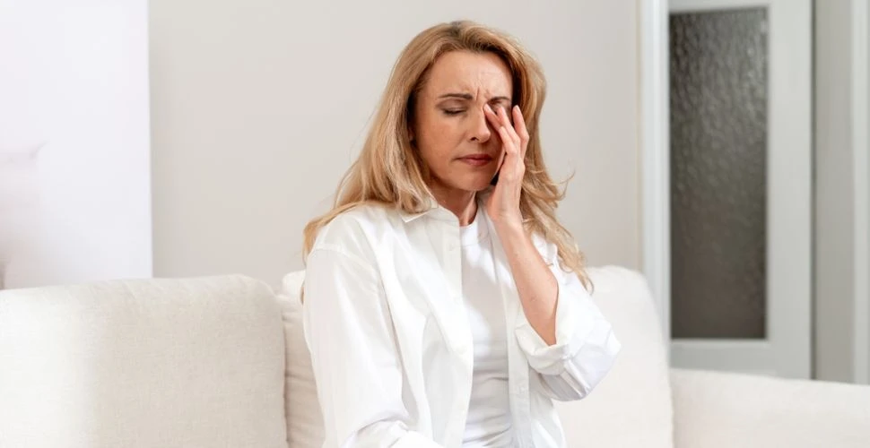 Göz Kuruluğu Neden Olur? Belirtiler, Testler ve Tedavi